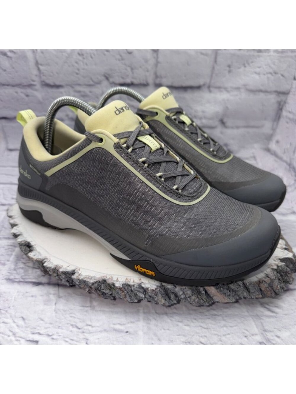 Dansko Makayla Hiking Shoes Women's Waterproof Gray Vibram Soles Size 9